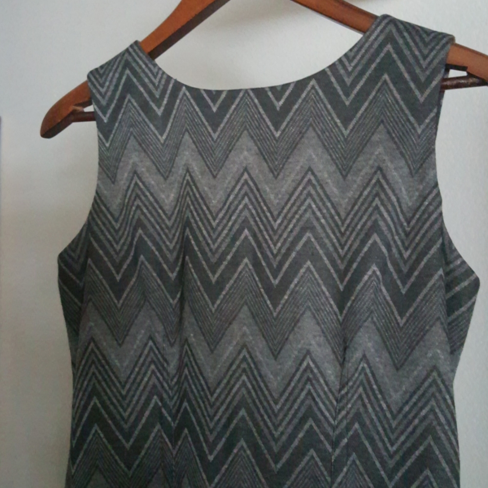 Nine West, Black / Gray Chevron, Sheath Dress - Picture 2 of 7